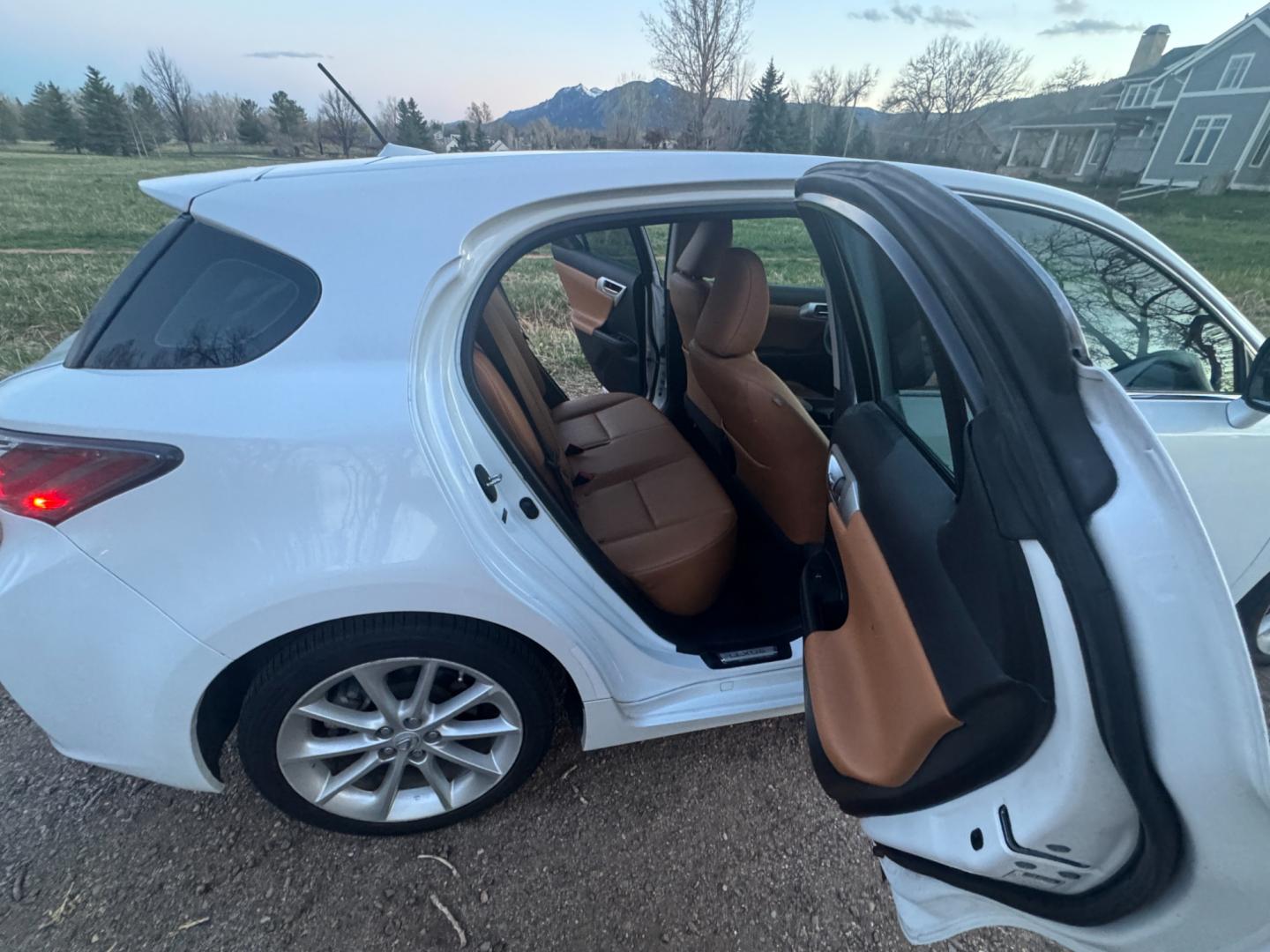 2012 White /Black Lexus CT 200h PREMIUM (JTHKD5BH2C2) with an 1.8L I4 F DOHC 16V engine, Automatic transmission, located at 2510 47th St. Suite 200, Boulder, CO, 80301, (303) 641-0333, 40.026196, -105.243217 - 2012 Lexus CT200H This Beautiful 40 MPG, CT200 Hybrid was acquired by Boulder Motors, February 22, 2023. A full Premium Synthetic Oil Service and Multi-Point Inspection were performed by Stevinson Lexus in Frederick. It is Finished in Lexus Starfire Pearl. It is Finished in Lexus Starfire Pearl. - Photo#10